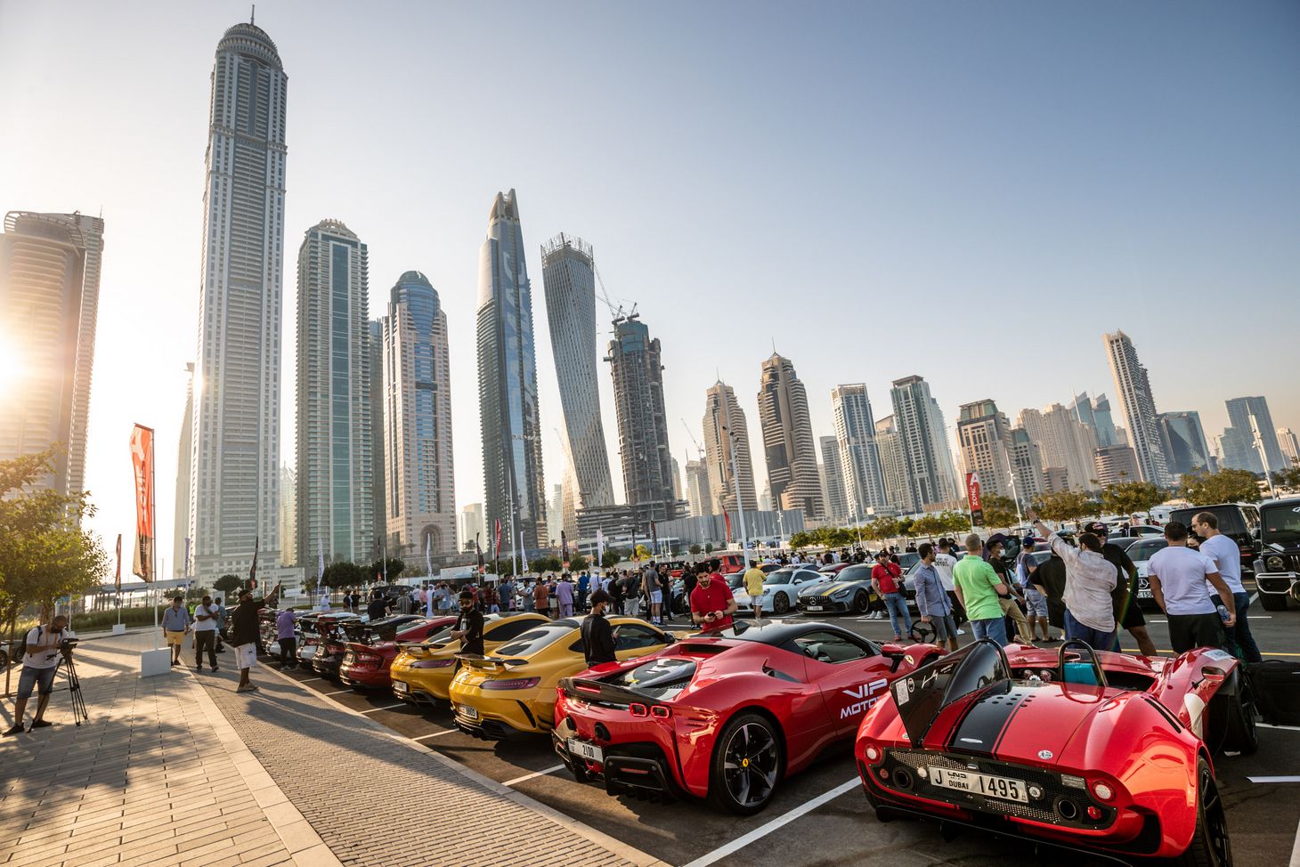 Renting a cars and truck in Dubai? Utilize this overview prior to hitting the road
